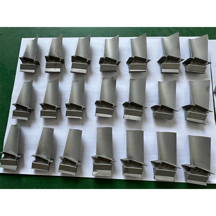 Palas y paletas de turbinas de gas